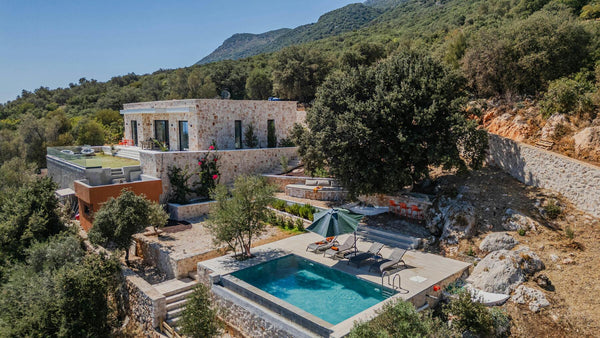 11-Outdoor-Living-Space-Design-Ideas-Plans-Cost-Tips Wrmth.ca