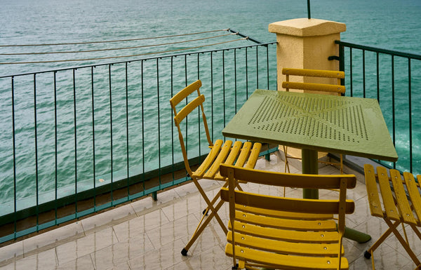 Adirondack Chair vs Muskoka Chair: Key Differences Explained
